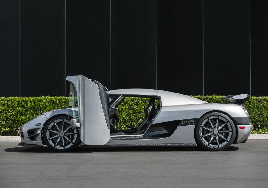  Koenigsegg CCXR Trevita (7075) 2010 года  (US) (фото 6 из 16)